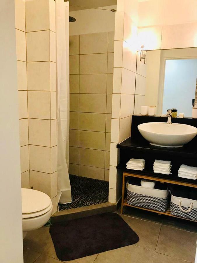 Appartement Au Bord De Mer Le Moule Exteriör bild